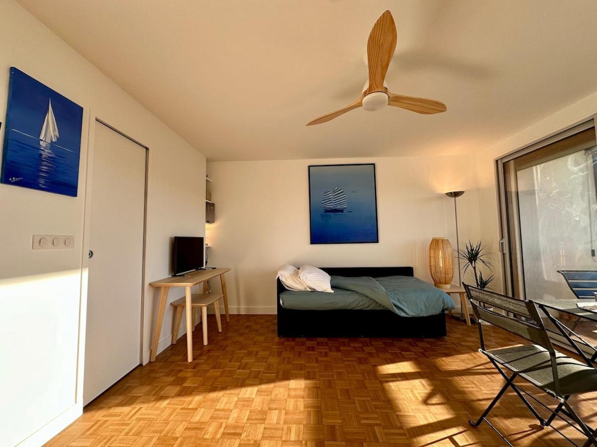 Mobility Lease- Sunny With Large Balcony, Park View At 15 * Parijs