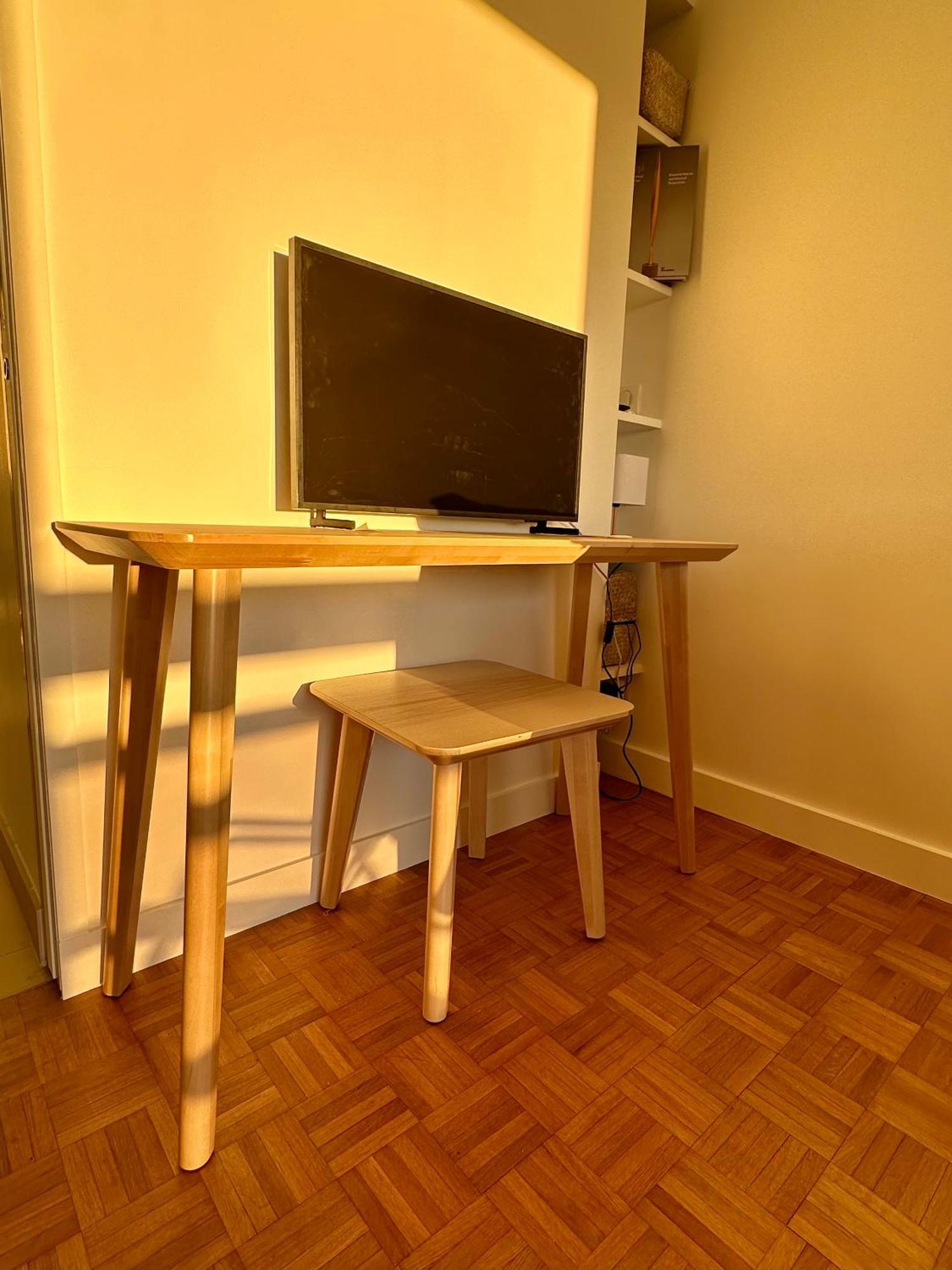 Appartement Mobility Lease- Sunny With Large Balcony, Park View At 15 *